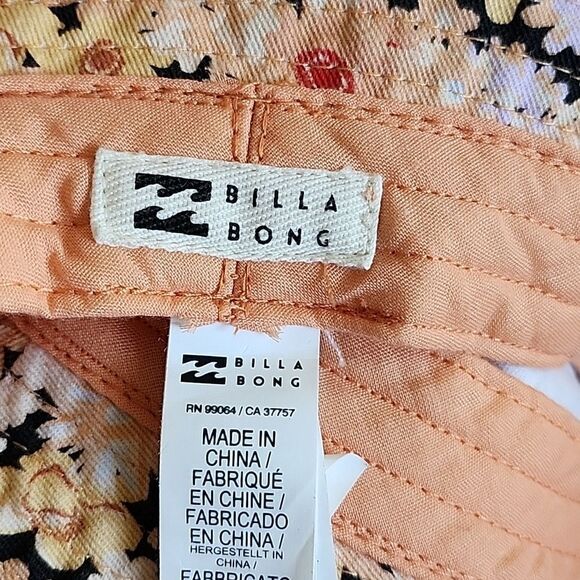 🎉HOST PICK🎉 Billabong Bucket Hat - Picture 5 of 7